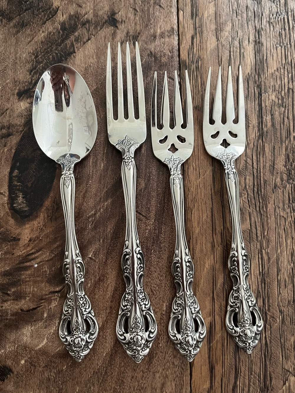 Michelangelo Stainless ONEIDA forks and spoon
